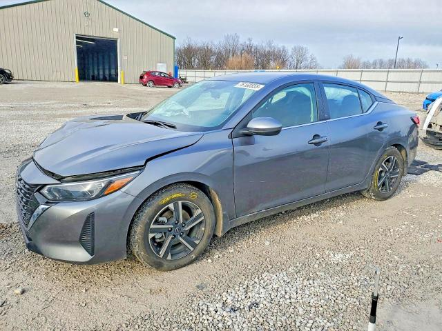 Nissan Sentra 2.0L 4 Front-wheel Drive - автомобили, коли, обяви за нови и употребявани 0