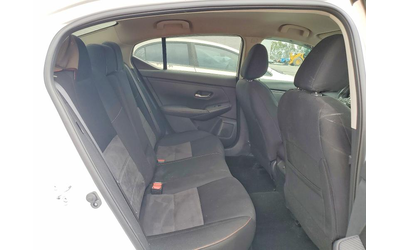 Nissan Sentra 2.0L 4 FRONT WHEEL DRIVE - автомобили, коли, обяви за нови и употребявани 9