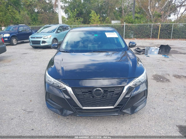 NISSAN Sentra 2.0L I-4 DI, DOHC, VVT, 149HP Front Wheel Drive - автомобили, коли, обяви за нови и употребявани 12