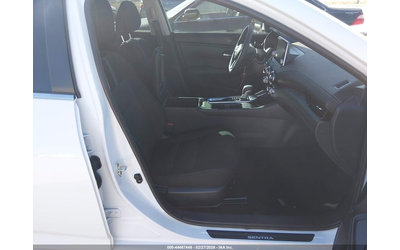 nissan-sentra-2-0l-i-4-di-dohc-vvt-149hp-front-wheel-drive - 4