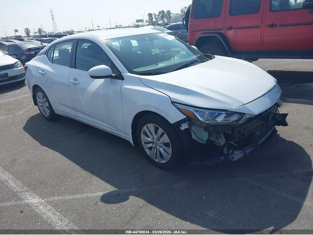 Nissan Sentra 2.0L I-4 DI, DOHC, VVT, 149HP Front Wheel Drive - автомобили, коли, обяви за нови и употребявани 0