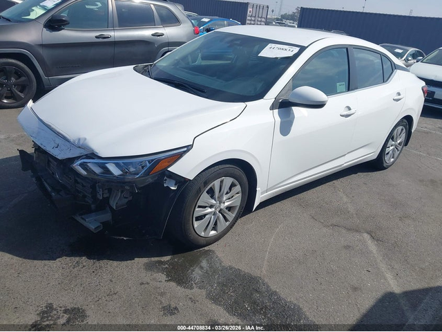 Nissan Sentra 2.0L I-4 DI, DOHC, VVT, 149HP Front Wheel Drive - автомобили, коли, обяви за нови и употребявани 1