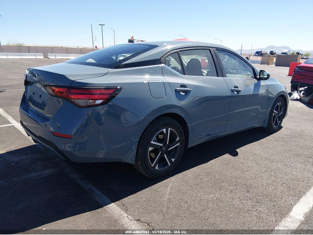 Nissan Sentra 2.0L I-4 DI, DOHC, VVT, 149HP Front Wheel Drive - автомобили, коли, обяви за нови и употребявани 3