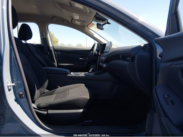 Nissan Sentra 2.0L I-4 DI, DOHC, VVT, 149HP Front Wheel Drive - автомобили, коли, обяви за нови и употребявани 4