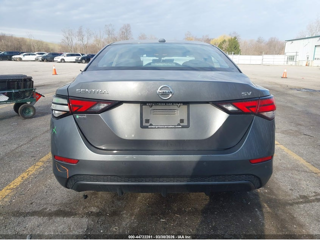 Nissan Sentra 2.0L I-4 DI, DOHC, VVT, 149HP Front Wheel Drive - автомобили, коли, обяви за нови и употребявани 15