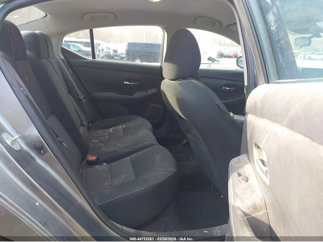Nissan Sentra 2.0L I-4 DI, DOHC, VVT, 149HP Front Wheel Drive - автомобили, коли, обяви за нови и употребявани 7