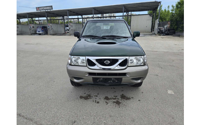 nissan-terrano-2-7tdi-4x4-7mesta-klima - 2