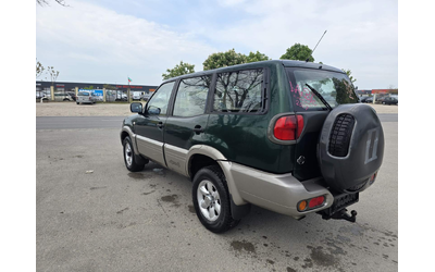 nissan-terrano-2-7tdi-4x4-7mesta-klima - 4