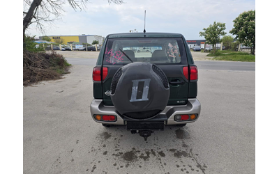 nissan-terrano-2-7tdi-4x4-7mesta-klima - 5