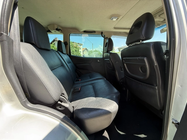 Nissan Terrano 2-3.0D-AVTOMAT-4Х4-ДЪЛГА БАЗА - автомобили, коли, обяви за нови и употребявани 14
