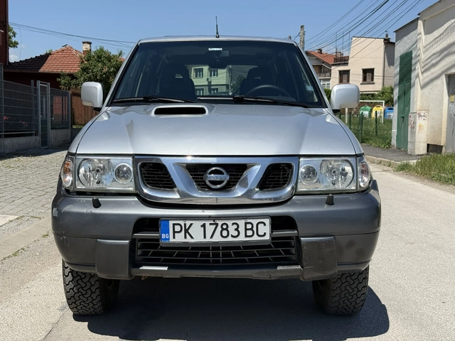 Nissan Terrano 2-3.0D-AVTOMAT-4Х4-ДЪЛГА БАЗА - автомобили, коли, обяви за нови и употребявани 1