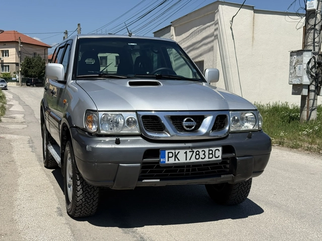 Nissan Terrano 2-3.0D-AVTOMAT-4Х4-ДЪЛГА БАЗА - автомобили, коли, обяви за нови и употребявани 2