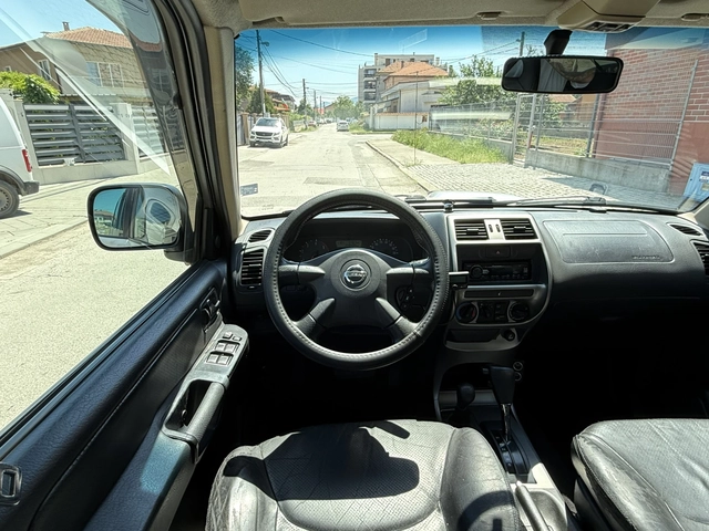 Nissan Terrano 2-3.0D-AVTOMAT-4Х4-ДЪЛГА БАЗА - автомобили, коли, обяви за нови и употребявани 9