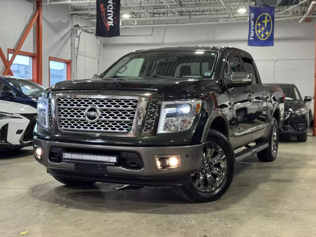 Nissan Titan crew cab 2019| PLATINUM| V8| 360| CARPLAY| - автомобили, коли, обяви за нови и употребявани 0