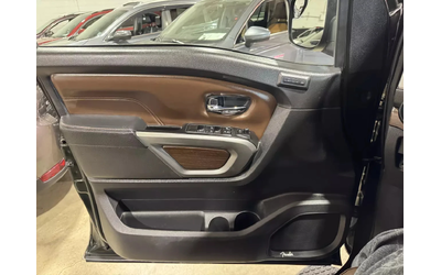 Nissan Titan crew cab 2019| PLATINUM| V8| 360| CARPLAY| - автомобили, коли, обяви за нови и употребявани 13