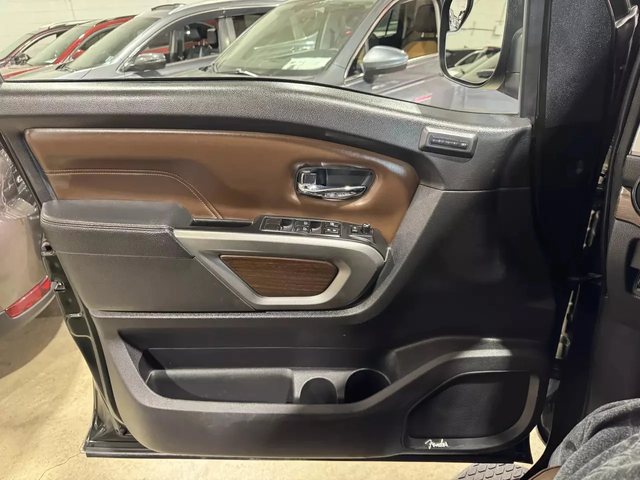 Nissan Titan crew cab 2019| PLATINUM| V8| 360| CARPLAY| - автомобили, коли, обяви за нови и употребявани 13