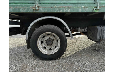 Nissan Trade 2.8D - автомобили, коли, обяви за нови и употребявани 12