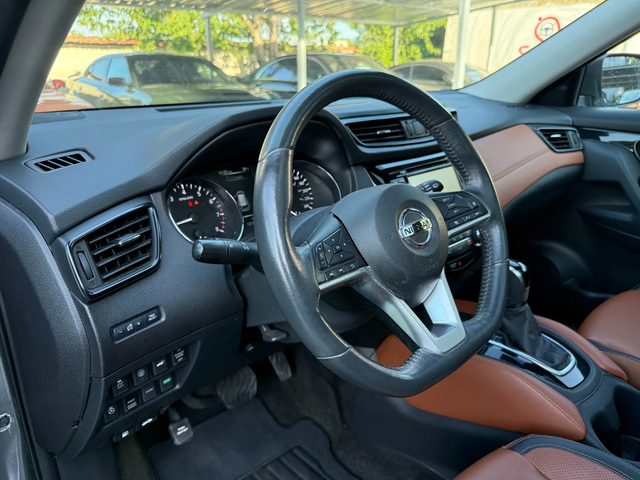 Nissan X-trail 2.5 SL AWD - автомобили, коли, обяви за нови и употребявани 12