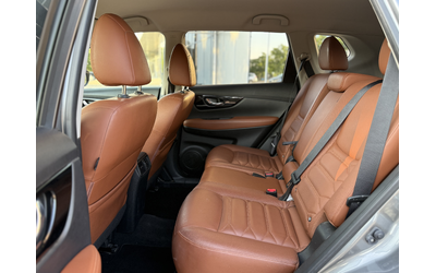 nissan-x-trail-2-0-d-4x4-177ks-oranzhev-salon - 5