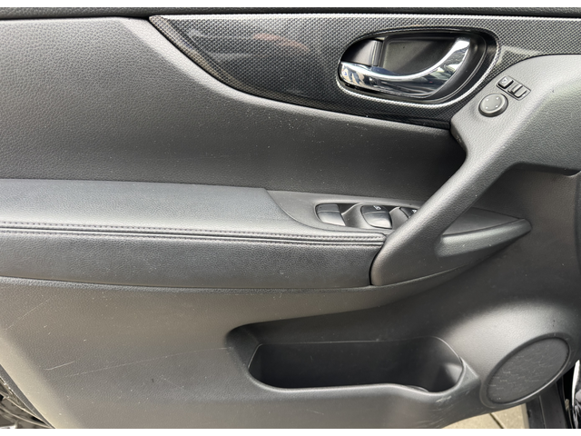 Nissan X-trail 2,0d 177к.с. - автомобили, коли, обяви за нови и употребявани 16