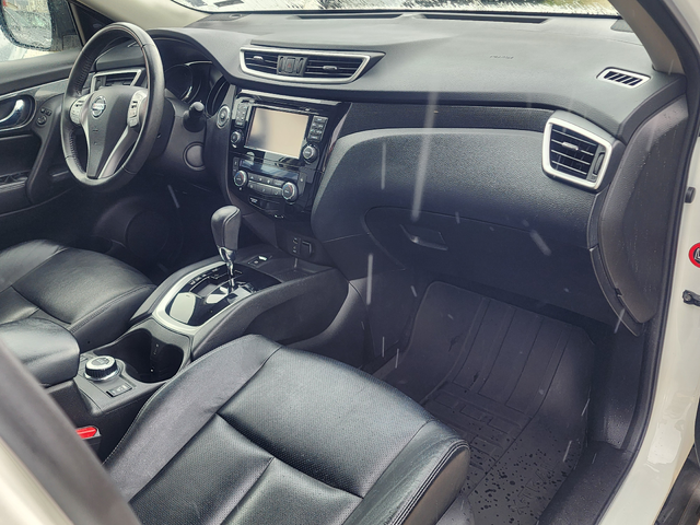 Nissan X-trail 2.0DCI 6+1 - автомобили, коли, обяви за нови и употребявани 6