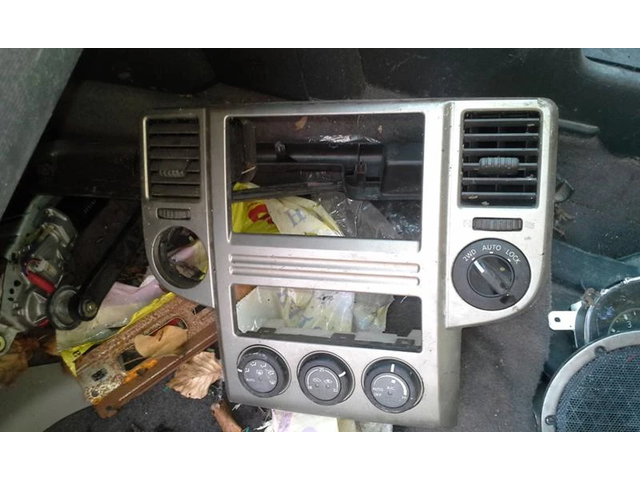 Nissan X-trail - автомобили, коли, обяви за нови и употребявани 3