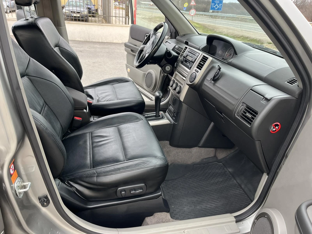 Nissan X-trail 2.5I 165кс 4Х4 АВТОМАТ КОЖА ПАНОРАМА - автомобили, коли, обяви за нови и употребявани 10