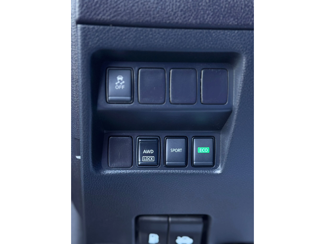 Nissan X-trail ROGUE/2.5I/Auto/Bose/4x4/Kam/MULTY/96 хил.км.!!! - автомобили, коли, обяви за нови и употребявани 11