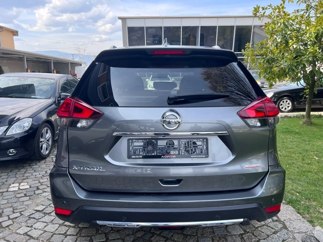 Nissan X-trail 1.7 dci Tekna 4x4 automatic Facelift - автомобили, коли, обяви за нови и употребявани 5
