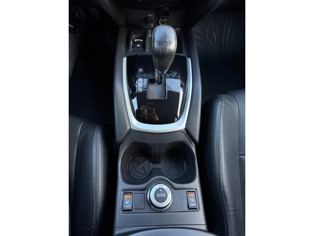 Nissan X-trail 2.2 4x4 360 Avtomatik - автомобили, коли, обяви за нови и употребявани 11