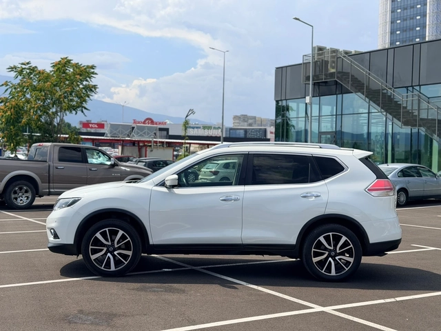 Nissan X-trail 1.6 бензин 7 места Лизинг Уникредит по 230 евро - автомобили, коли, обяви за нови и употребявани 7