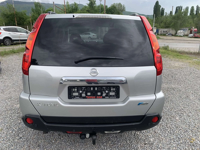 Nissan X-trail Nissan X-trail 2.5i/17k.c - автомобили, коли, обяви за нови и употребявани 4