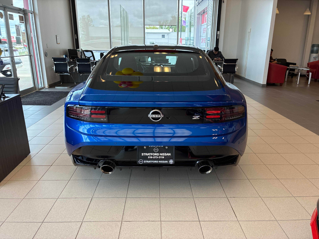 Nissan Z 3.0L 6cyl RWD - автомобили, коли, обяви за нови и употребявани 3