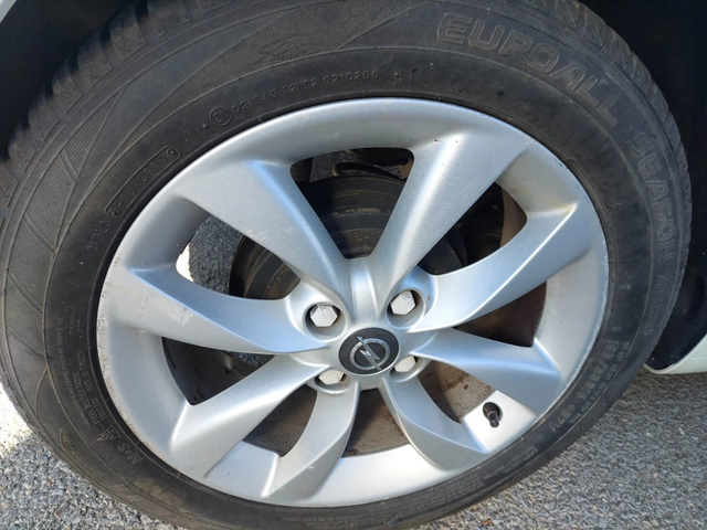 Opel Adam 1,2i - автомобили, коли, обяви за нови и употребявани 5