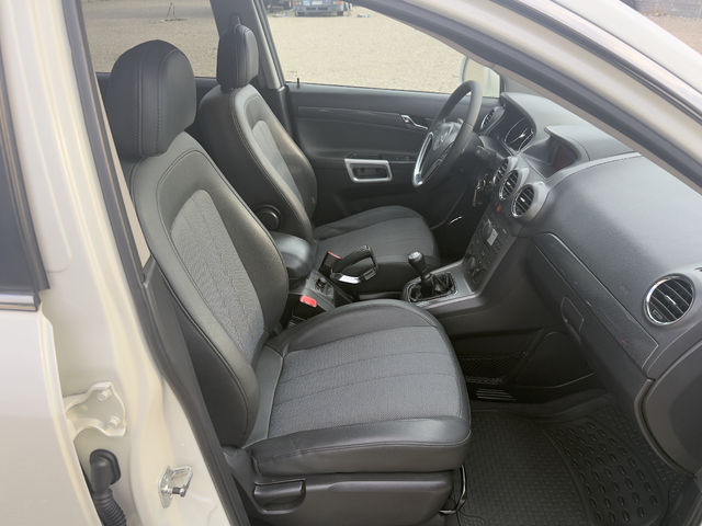Opel Antara 2.0 CDTI (150 кс) 4x4 - автомобили, коли, обяви за нови и употребявани 11