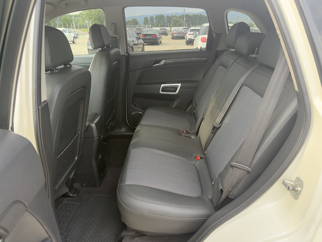 Opel Antara 2.0 CDTI (150 кс) 4x4 - автомобили, коли, обяви за нови и употребявани 9