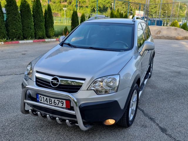 Opel Antara 2.4 Navigacia/4x4/Klimatronik - автомобили, коли, обяви за нови и употребявани 0