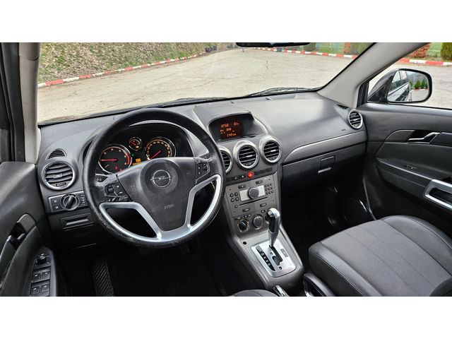 Opel Antara 2.0 Cdti Cosmo/Avtomat/Koja/4x4 - автомобили, коли, обяви за нови и употребявани 8