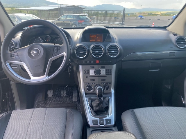 Opel Antara 2.2cdti 4x4 - автомобили, коли, обяви за нови и употребявани 10