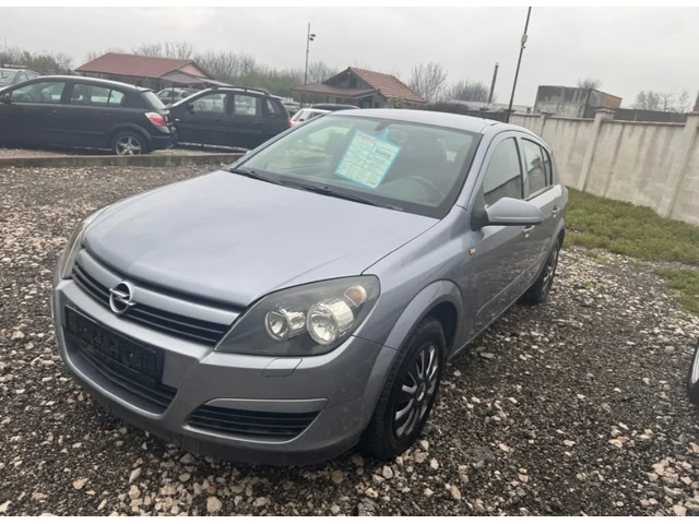 Opel Astra 1.4i - автомобили, коли, обяви за нови и употребявани 0