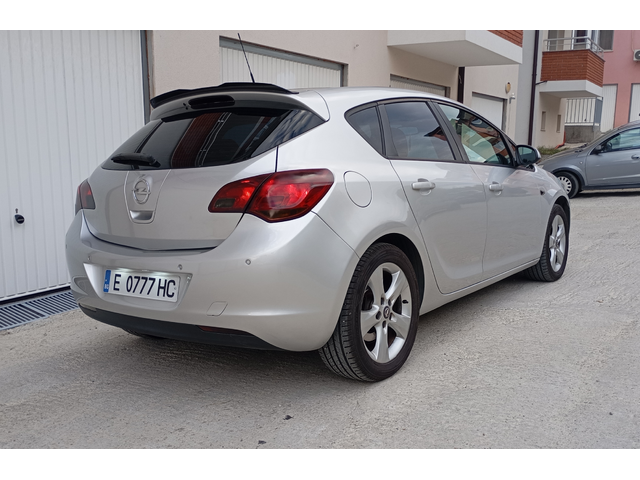 Opel Astra 1.7cdti - автомобили, коли, обяви за нови и употребявани 0