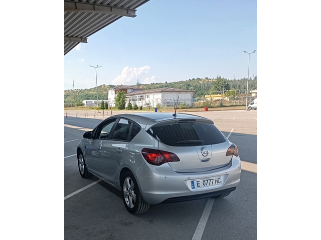 Opel Astra 1.7cdti - автомобили, коли, обяви за нови и употребявани 11