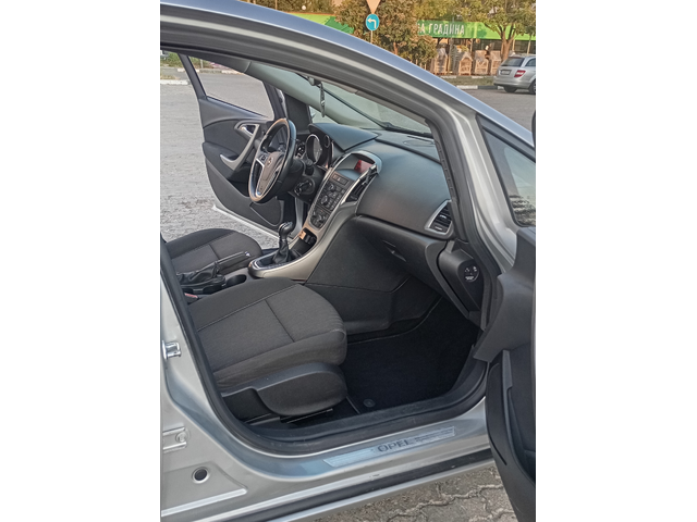 Opel Astra 1.7cdti - автомобили, коли, обяви за нови и употребявани 6