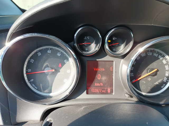 Opel Astra 1.4/100к.с./КЛИМАТРОНИК - автомобили, коли, обяви за нови и употребявани 12