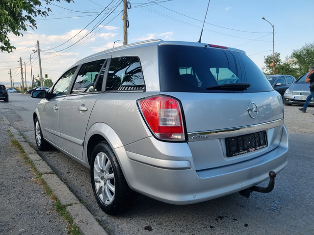 Opel Astra 1, 600 EURO5 - автомобили, коли, обяви за нови и употребявани 4