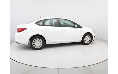 Opel Astra - автомобили, коли, обяви за нови и употребявани 12