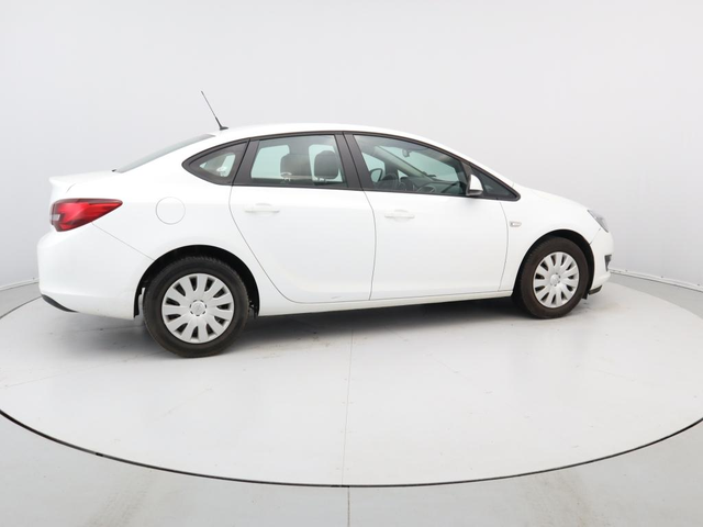 Opel Astra - автомобили, коли, обяви за нови и употребявани 12