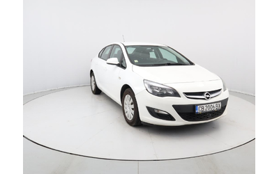 opel-astra - 3