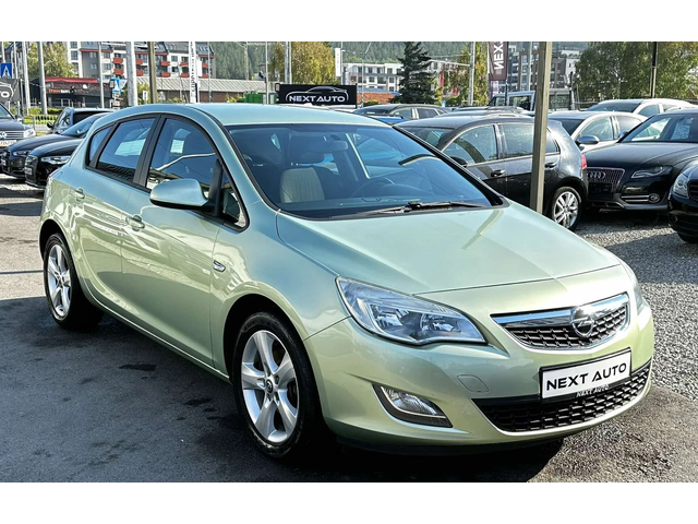 Opel Astra 1.7CDTI 110HP 156, 831KM EURO5B - автомобили, коли, обяви за нови и употребявани 2