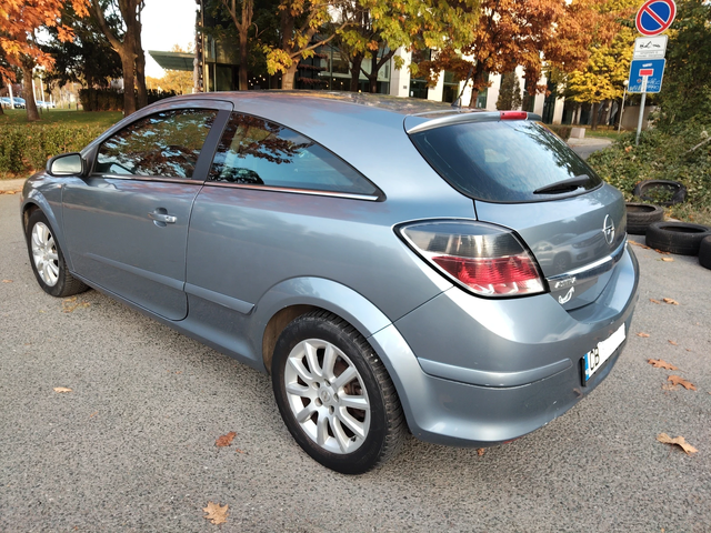 Opel Astra GTC 1, 9d 150ps 6ck - автомобили, коли, обяви за нови и употребявани 4